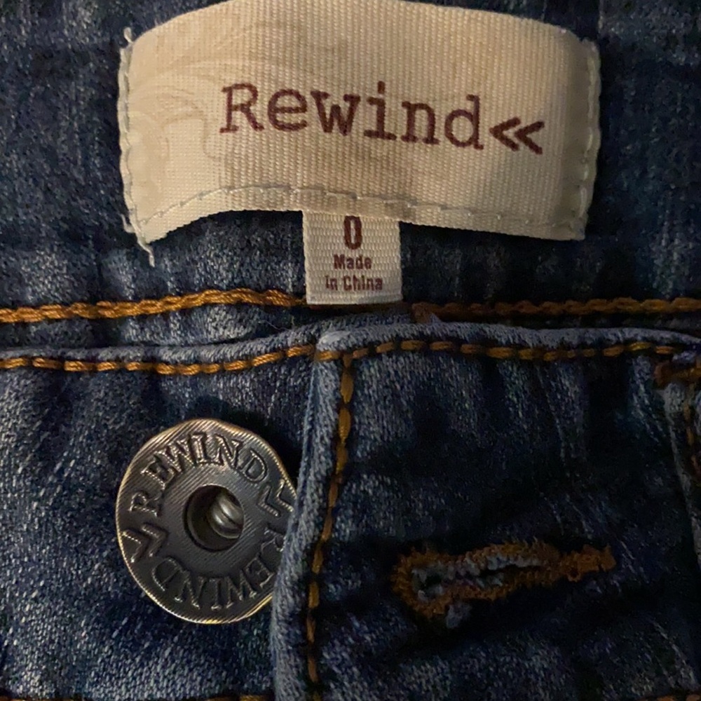 Shorts - Picture 4 of 4